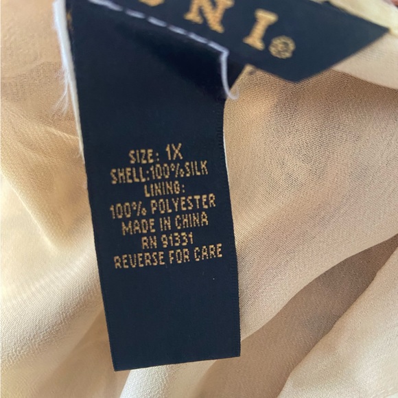 Sioni blouse 100% silk size 1X silk tunic Vintage - Picture 3 of 8